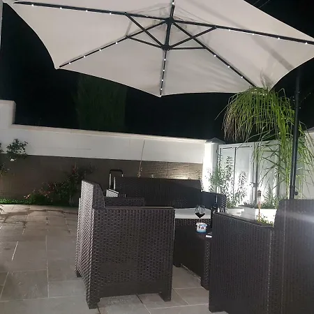 Brezza Marina Couette-café