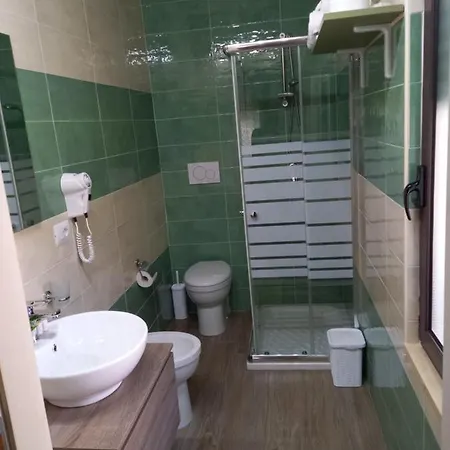 Brezza Marina Nocleg ze śniadaniem 3*