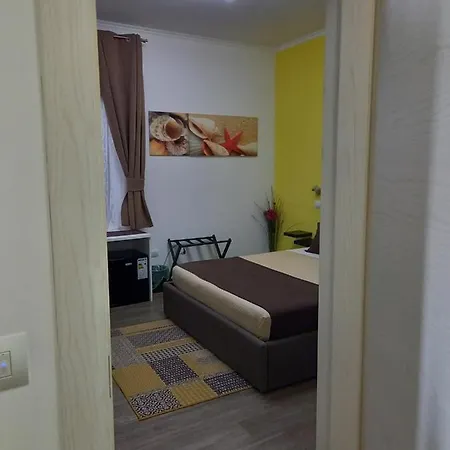 Brezza Marina B&B 산티시도로