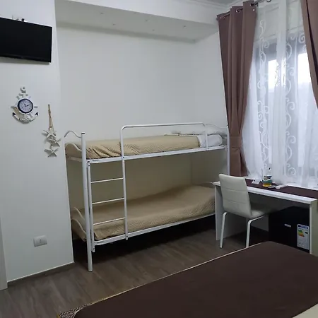 Brezza Marina B&B 산티시도로