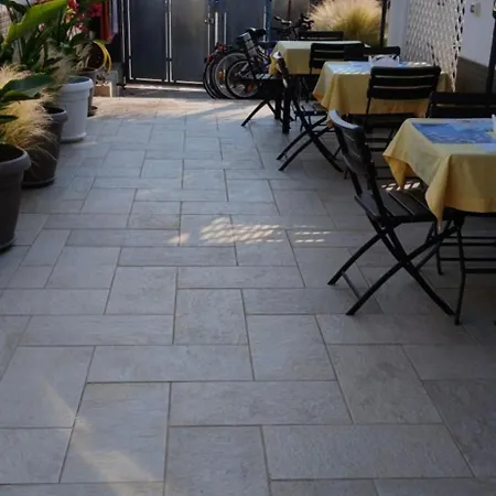 住宿加早餐酒店 Brezza Marina 圣伊西多罗