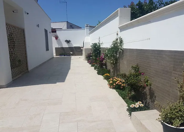 לינה וארוחת בוקר Brezza Marina סנט'איזידורו