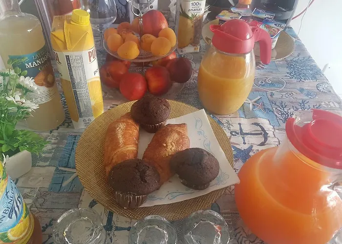 Bed & Breakfast Brezza Marina Sant Isidoro (Apulia)